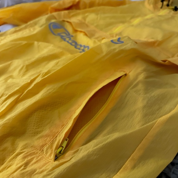 Vintage Men’s Champion Reflective Windbreaker Anorak Jacket, size Large - Picture 4 of 8